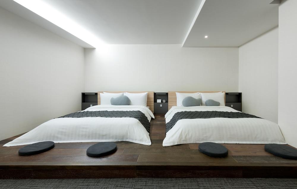 Metro Myeongdong Hotel 3*